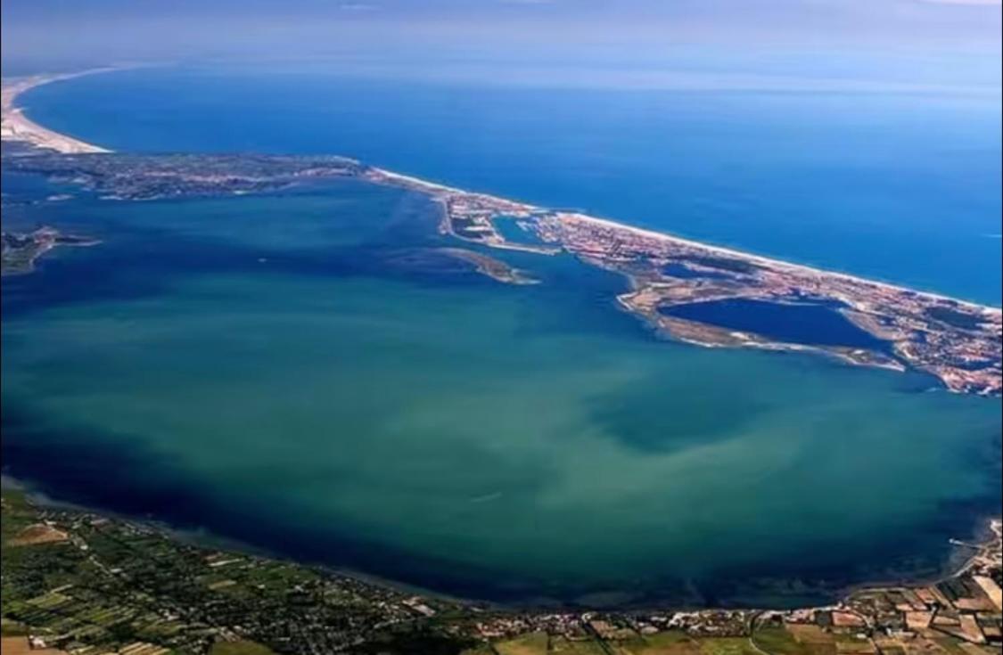Belle Marina En Bord D'Etang Villa Le Barcarès Kültér fotó